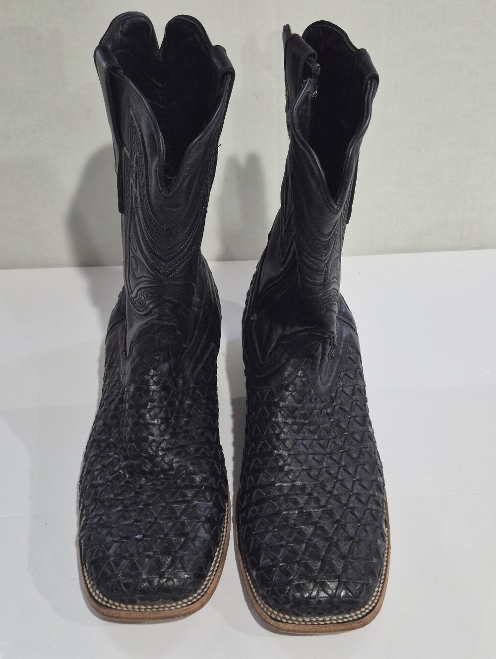 TEXAS COUNTRY Men's Black Woven Leather Cowboy Boots - Western Style Size MEX 30